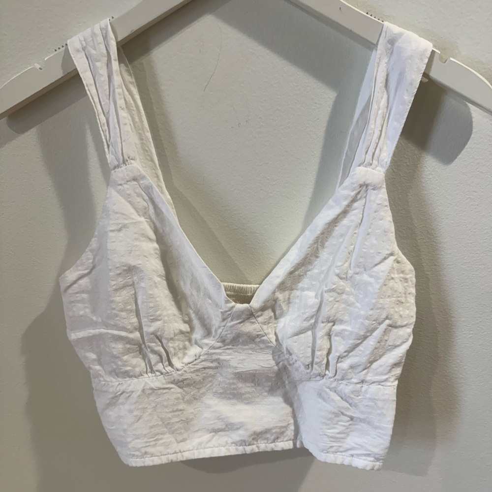 ABERCROMBIE & FITCH CROP TANK TOP!